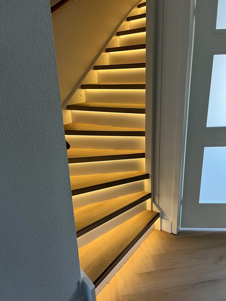 VT Wonen Herringbone Charcoal visgraat